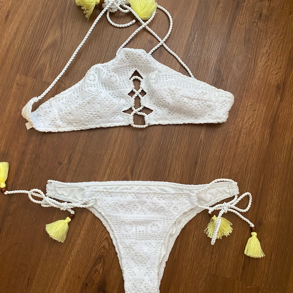 VS bathin suit